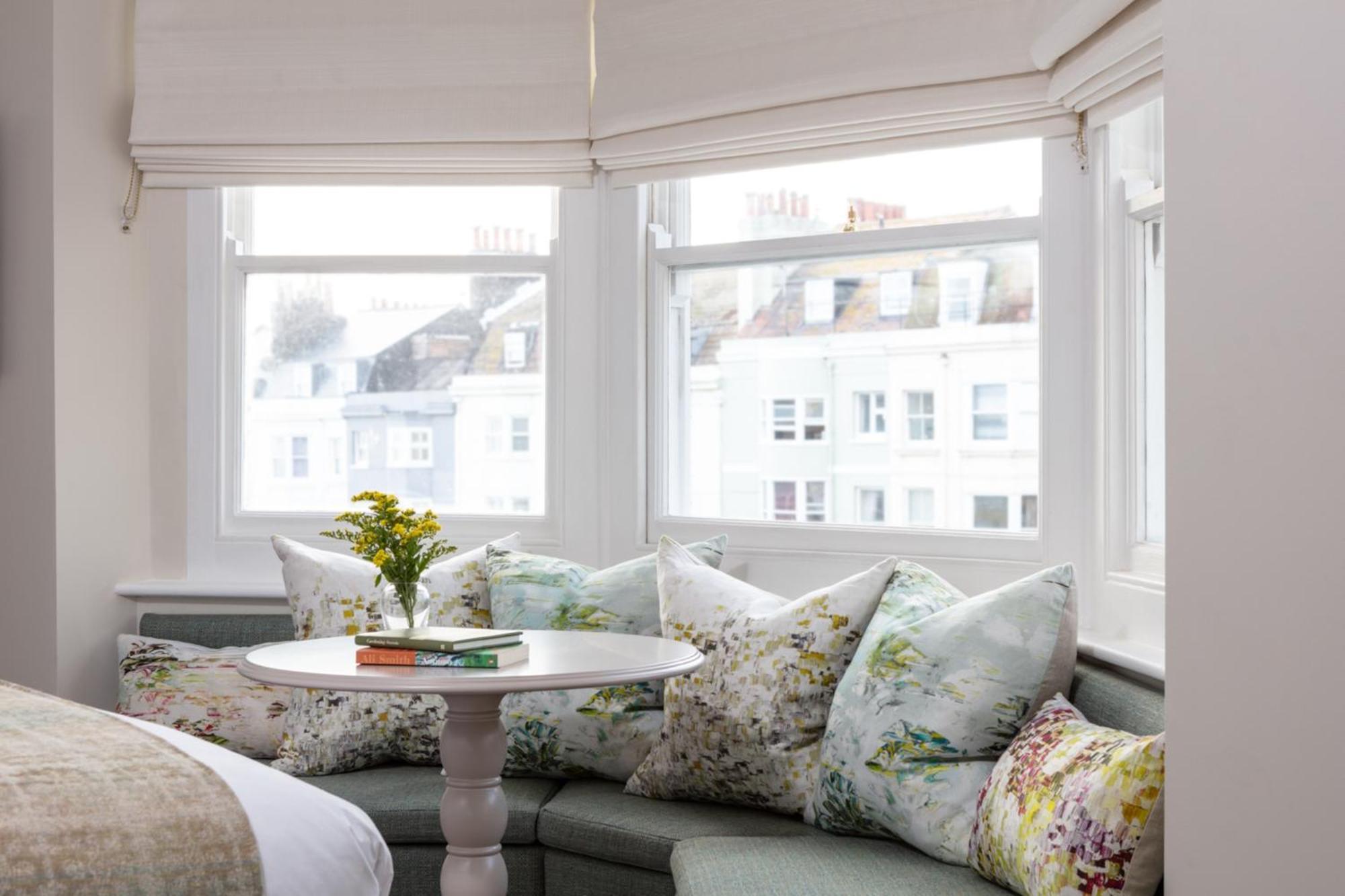 The Charm Brighton Boutique Hotel & Spa Exterior photo A window seat