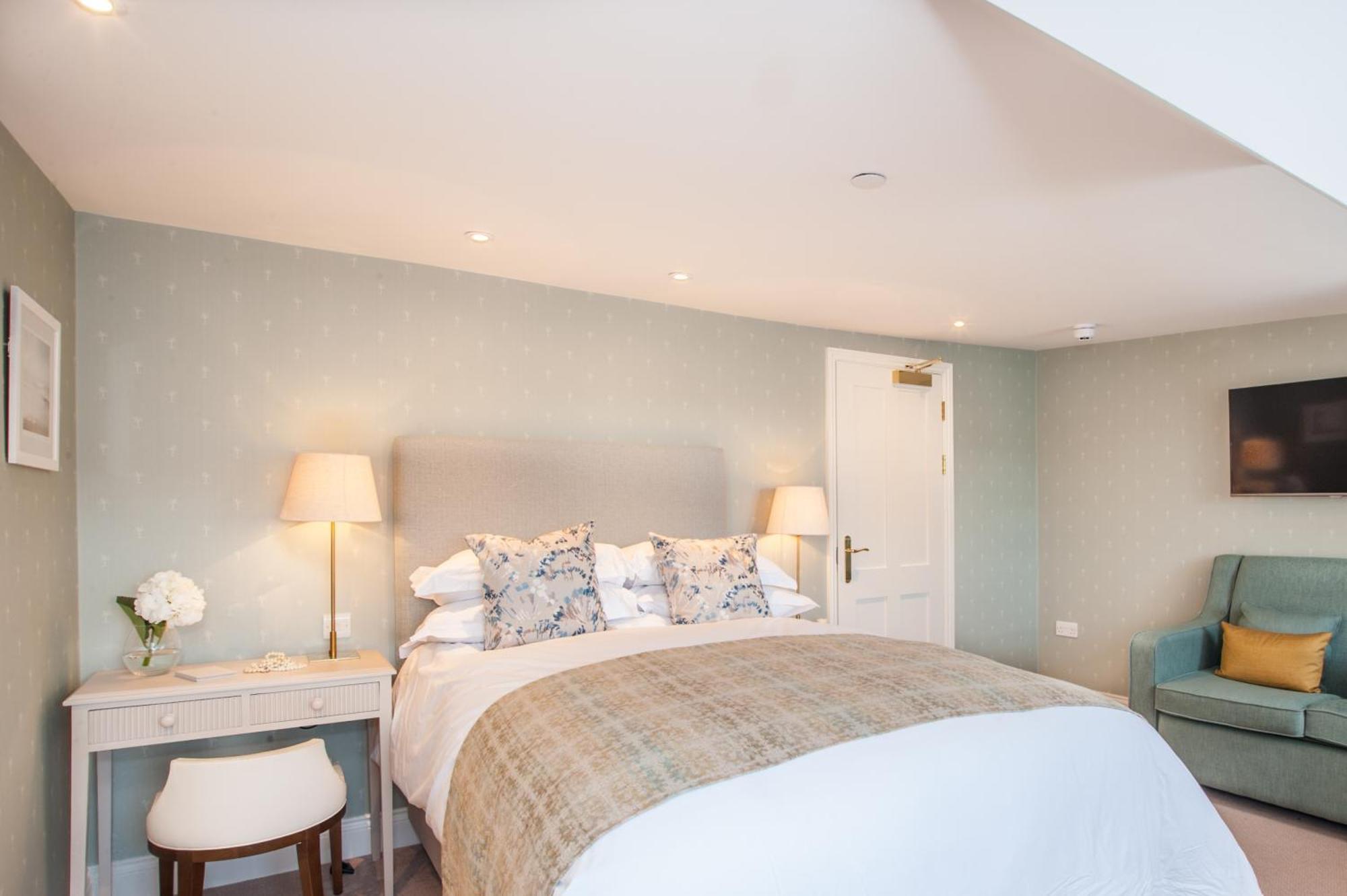 The Charm Brighton Boutique Hotel & Spa Exterior photo A bedroom at The Old parsonage