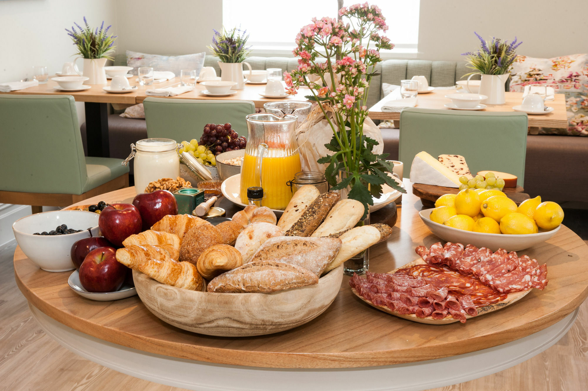 The Charm Brighton Boutique Hotel & Spa Exterior photo A continental breakfast